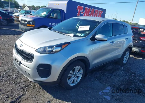 2018 Kia Sportage Lx z USA, uszkodzony, nr VIN KNDPM3AC1J7306856